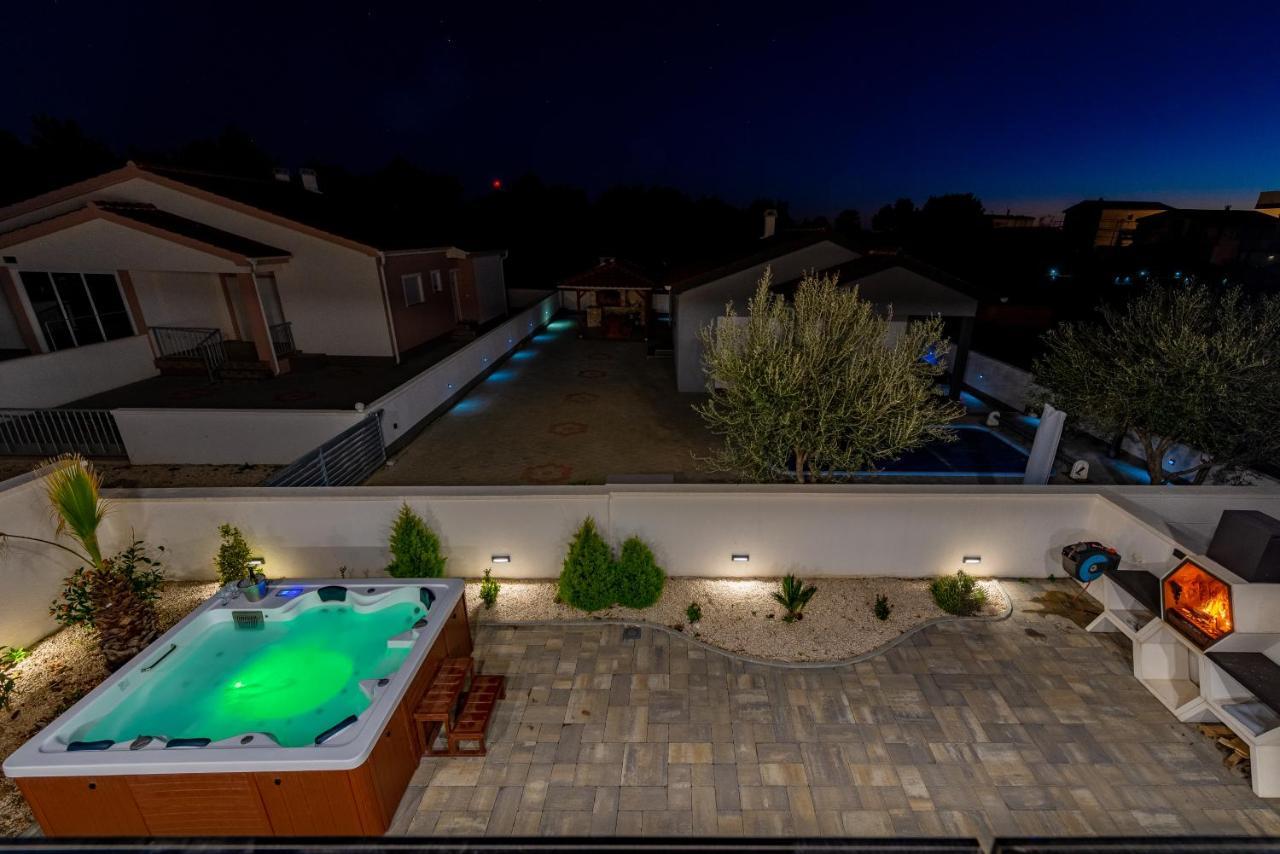 Villa Elite Vir Exterior photo